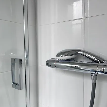 Elegant Eiffel Tower View Flat *