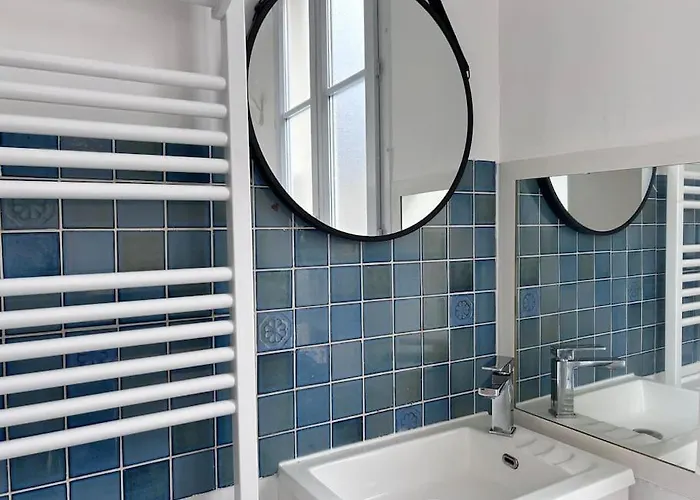 Apartamento Elegant Eiffel Tower View Flat Paris