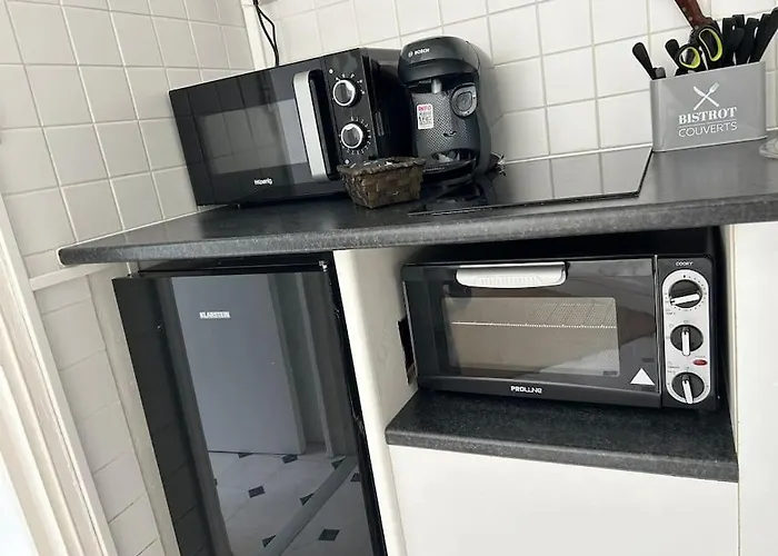 Elegant Eiffel Tower View Flat Apartamento *