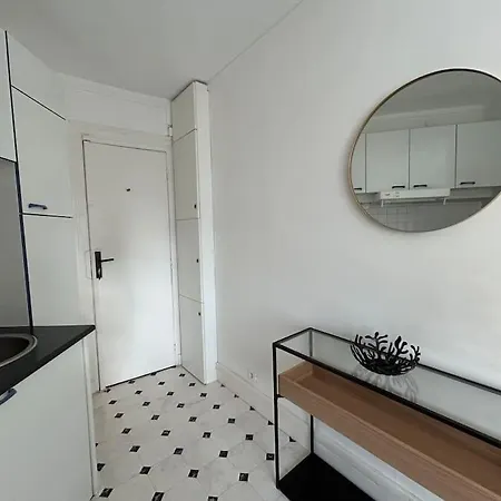 Apartment Elegant Eiffel Tower View Flat Paris